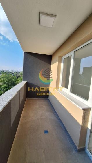 Apartament cu 3 camere semidecomandat în Berceni