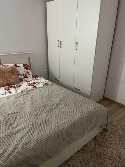 Garsonieră decomandată în Livezeni
