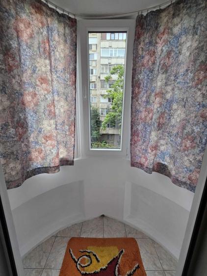 Garsonieră decomandată în Panduri