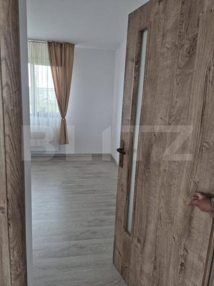 Casă individuală cu 4 camere cu Garaj în Ernei