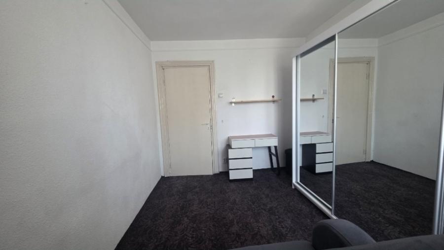 Apartament cu 2 camere decomandat, mobilat în Hala Centrală