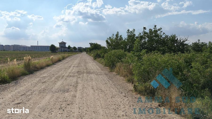 Teren de 300 mp, în Central