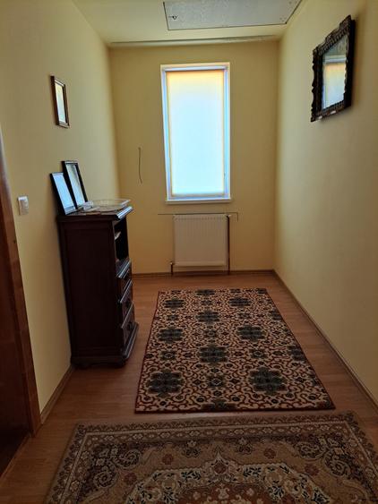 Casă cu 4 camere cu Canalizare în Cetății