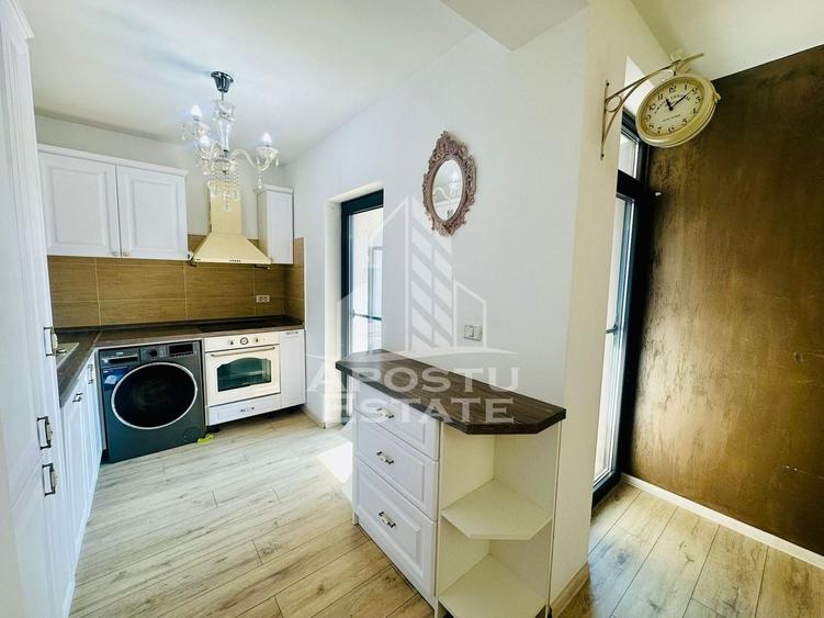 Apartament cu 3 camere decomandat, mobilat în Calea Urseni