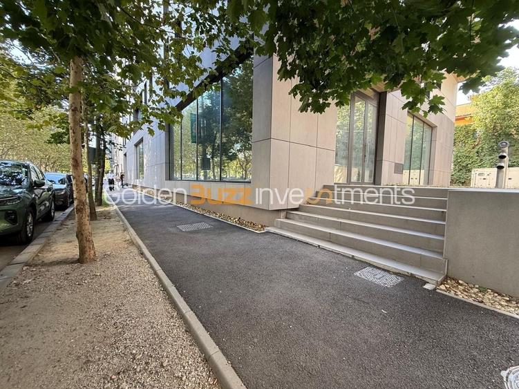 Spațiu comercial, de 370 mp, în Herăstrău