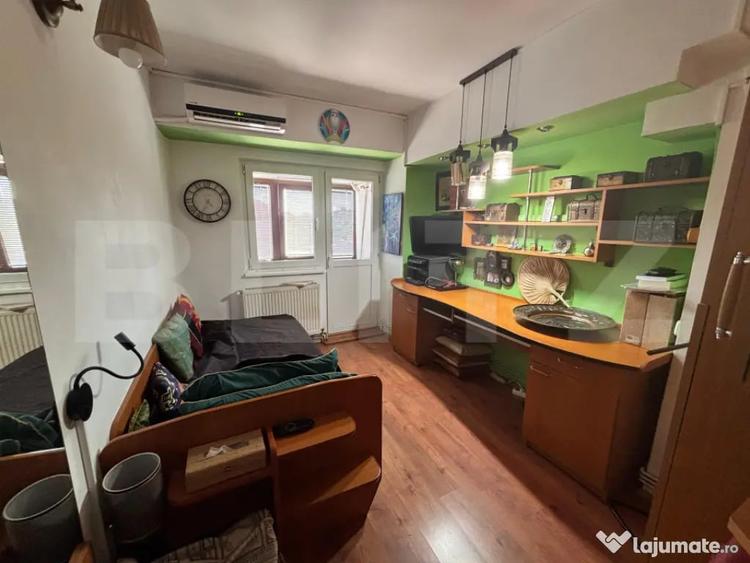 Apartament cu 3 camere decomandat, mobilat în Cetate