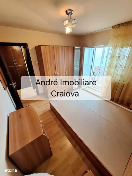 Apartament cu 2 camere decomandat în Calea București
