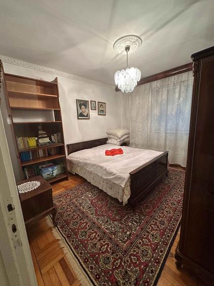Apartament cu 2 camere semidecomandat în Calea Galați