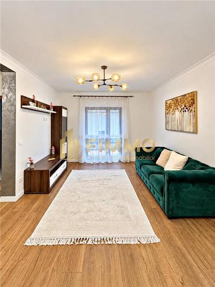 Duplex cu 3 camere cu Teren 100 Mp în Est