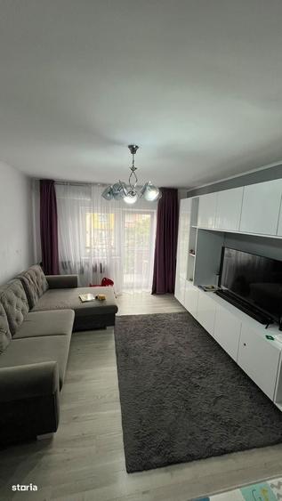 Apartament cu 2 camere decomandat în Carpați 2