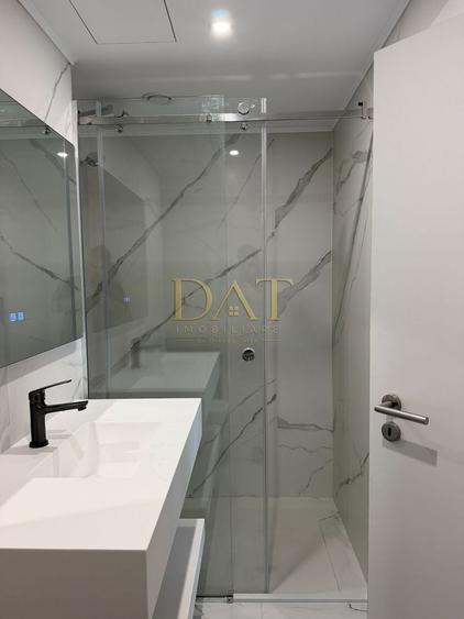 Apartament cu 3 camere în Zorilor