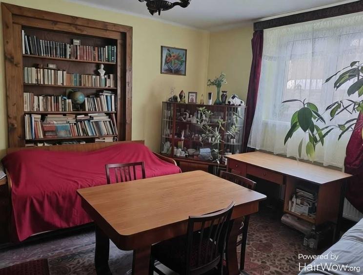 Casă cu 3 camere în Central