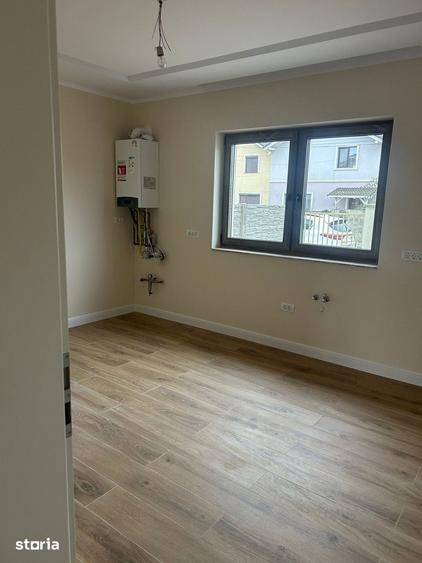 Apartament cu 4 camere în Giroc