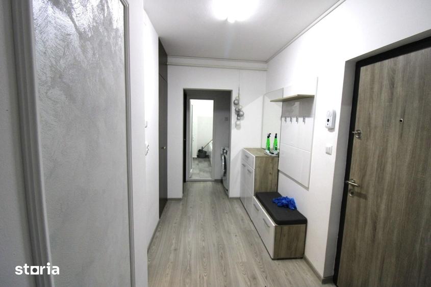 Apartament cu 2 camere decomandat în Micro 17