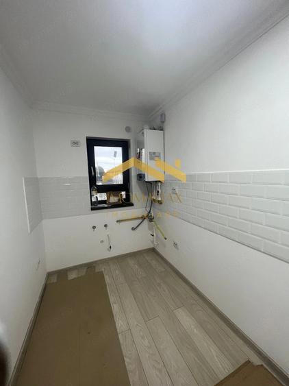 Casă cu Canalizare în Utvin