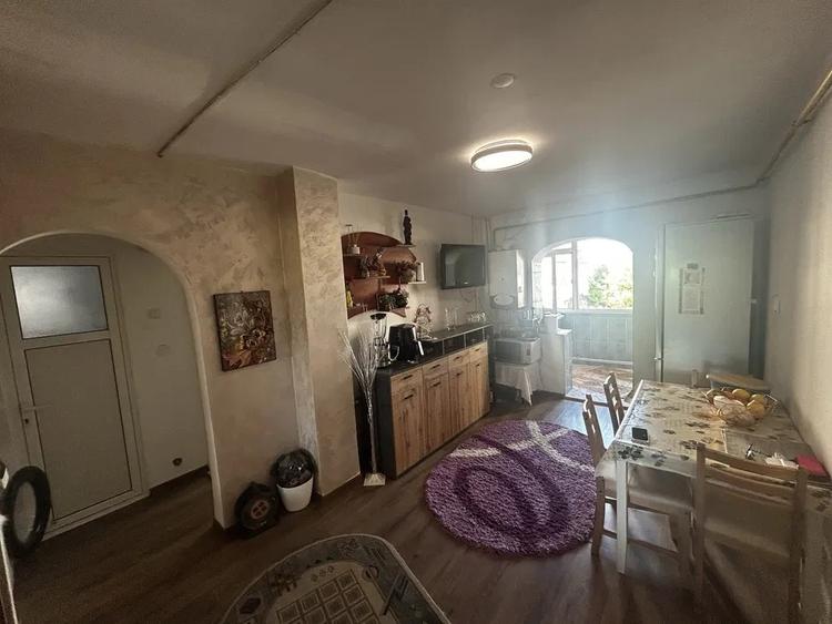 Apartament cu 2 camere decomandat, mobilat în Cug