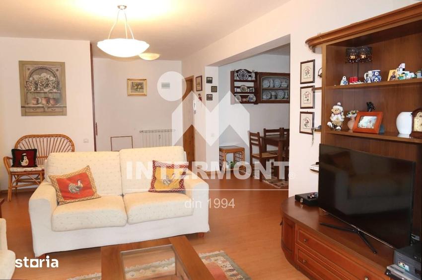 Apartament cu 4 camere în Cioplea