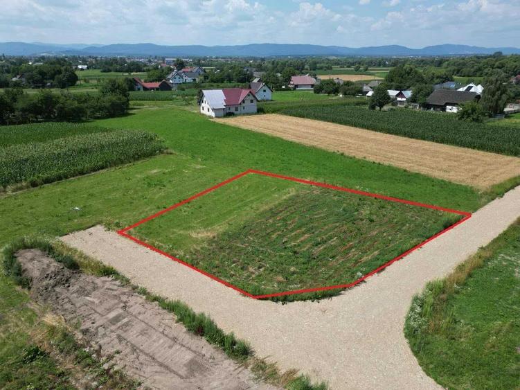 Teren de 900 mp, în Horodnic