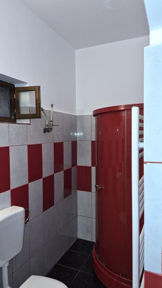 Spațiu comercial, de 70 mp, în Central