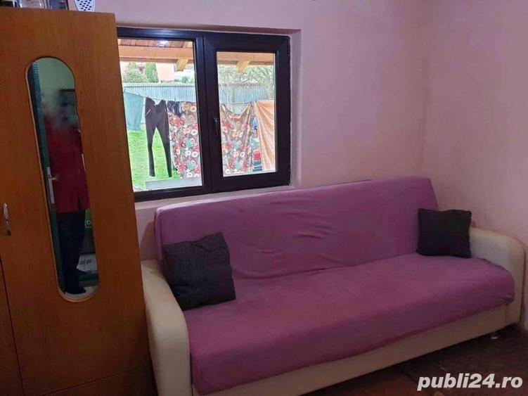 Casă cu 2 camere cu Teren 1000 Mp în Florești