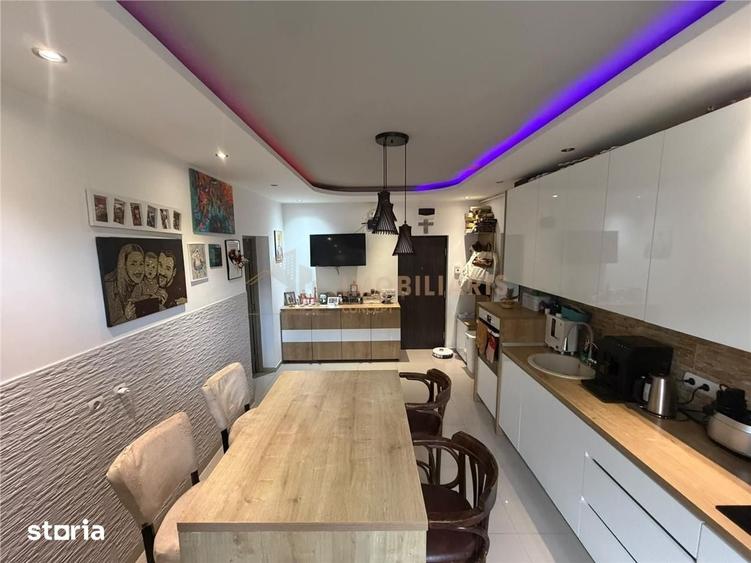 Apartament cu 2 camere decomandat în Ferneziu