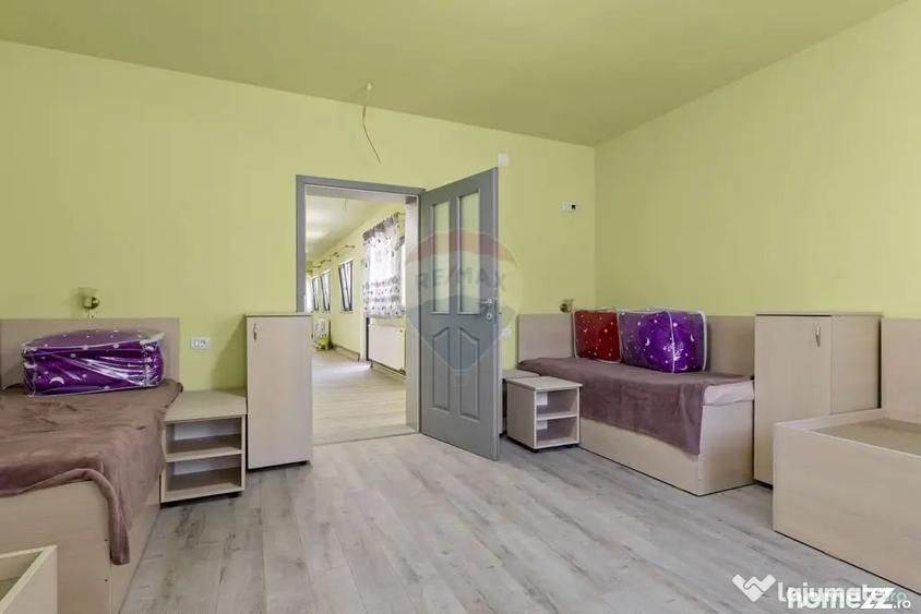 Casă cu 7 camere cu Teren 1363 Mp în Sânnicolau Mic