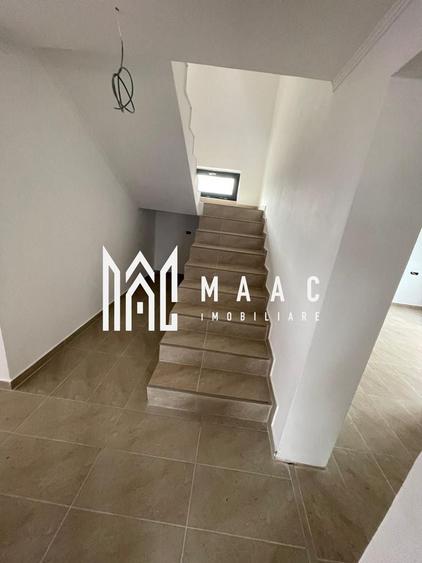 Casă individuală cu 13 camere cu Canalizare în Săcel