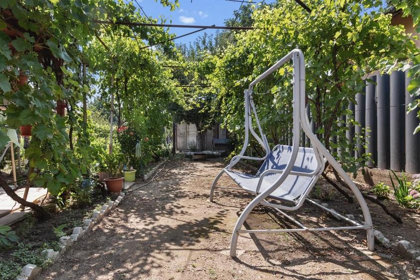 Casă individuală cu 2 camere cu Teren 1246 Mp în Berceni
