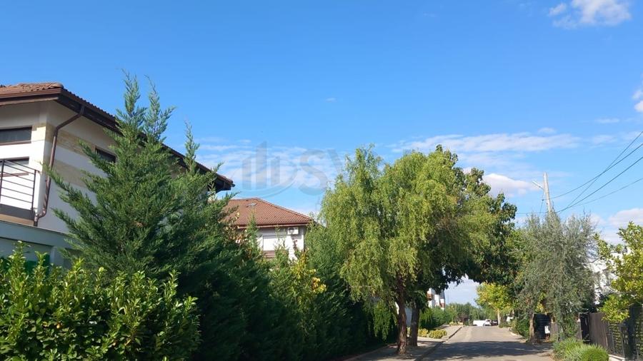 Casă individuală cu 5 camere cu Canalizare în Tunari