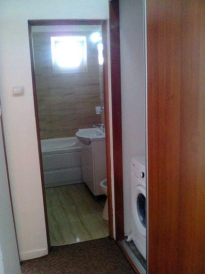 Apartament cu 2 camere semidecomandat în Cetate