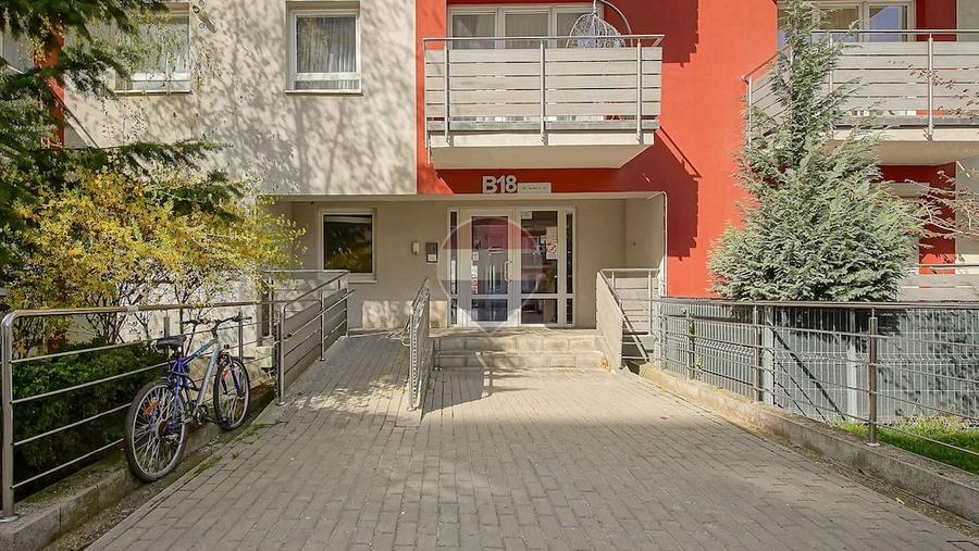 Garsonieră decomandată în Avantgarden