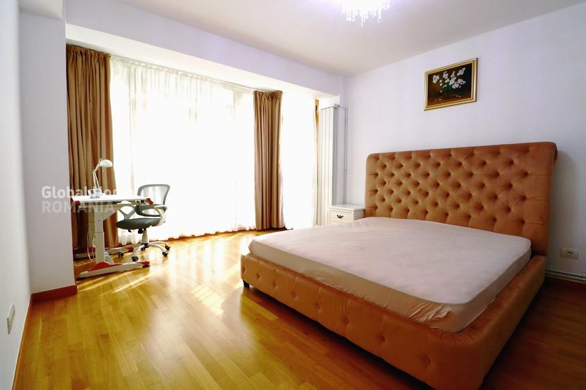 Apartament cu 3 camere decomandat în Arcul de Triumf
