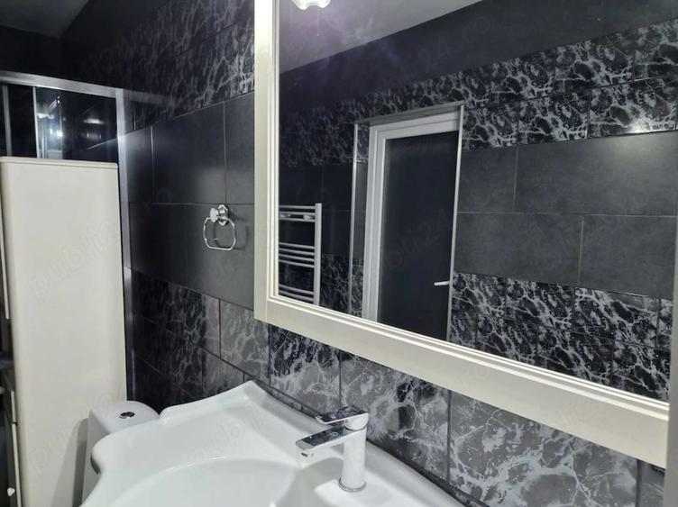 Casă cu 3 camere decomandat cu Teren 875 Mp în Central