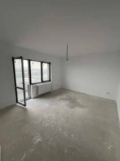 Apartament cu 3 camere decomandat în Fundeni