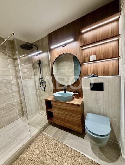 Apartament cu 2 camere semidecomandat, mobilat în Sopor