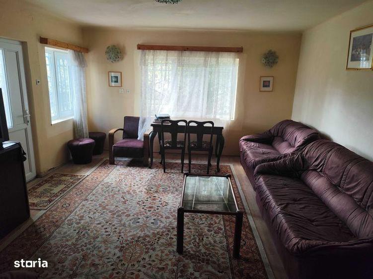 Casă cu 4 camere cu Teren 80 Mp în Valea