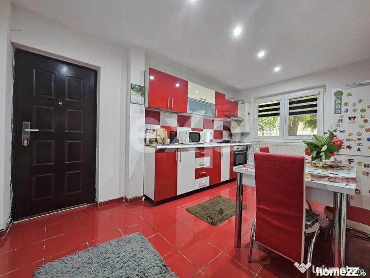 Apartament cu 2 camere semidecomandat în Micro 11