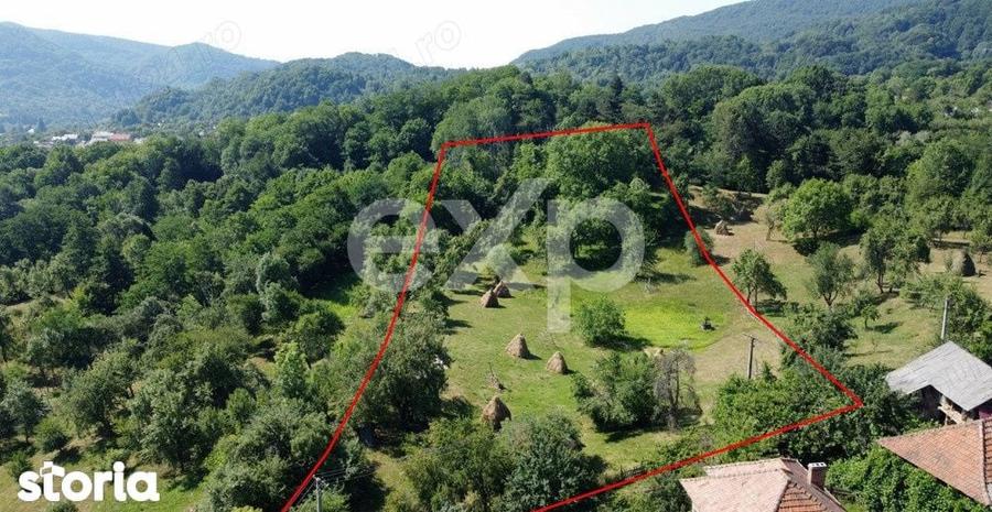 Teren de 6348 mp, în Corbeni
