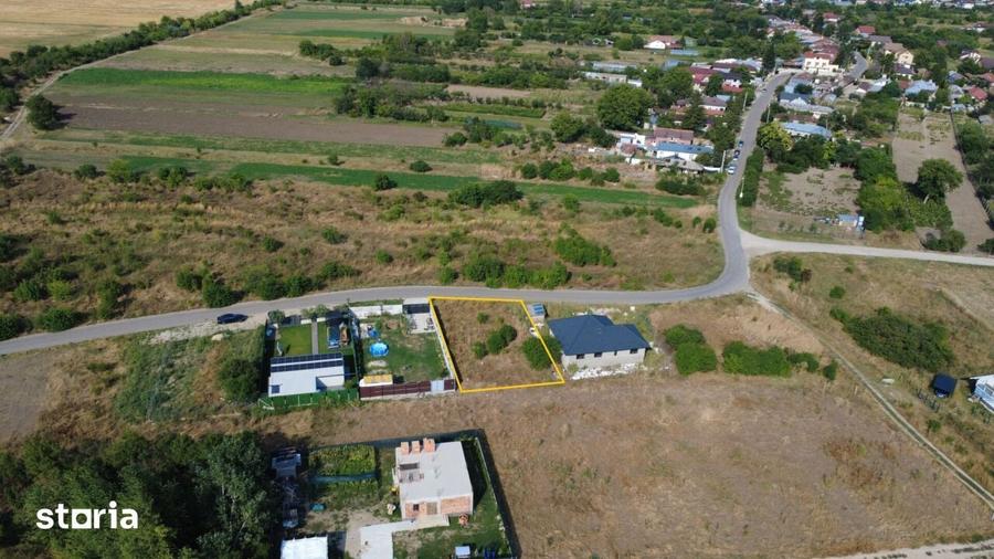 Teren de 437 mp, în Cornetu
