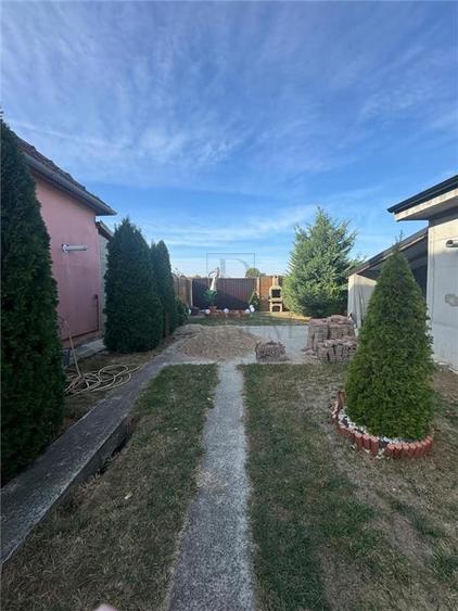Casă individuală cu 5 camere cu Teren 1500 Mp în Urseni