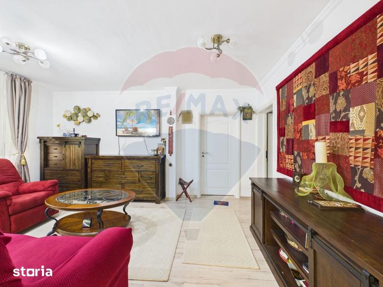 Apartament cu 6 camere, mobilat în Rahova