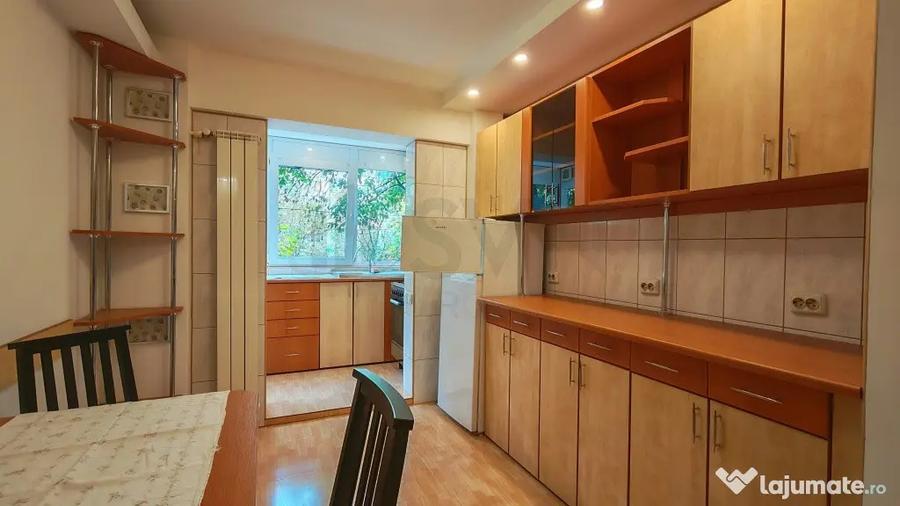 Apartament cu 3 camere decomandat, mobilat în Crângași