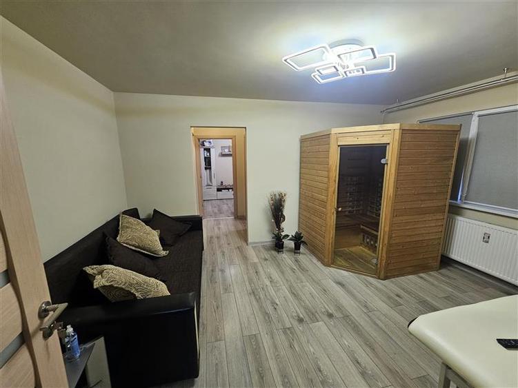 Apartament cu 2 camere semidecomandat în Micro I