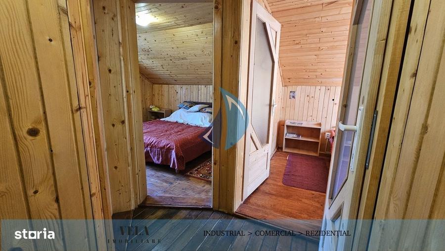 Casă cu 4 camere în Neagra