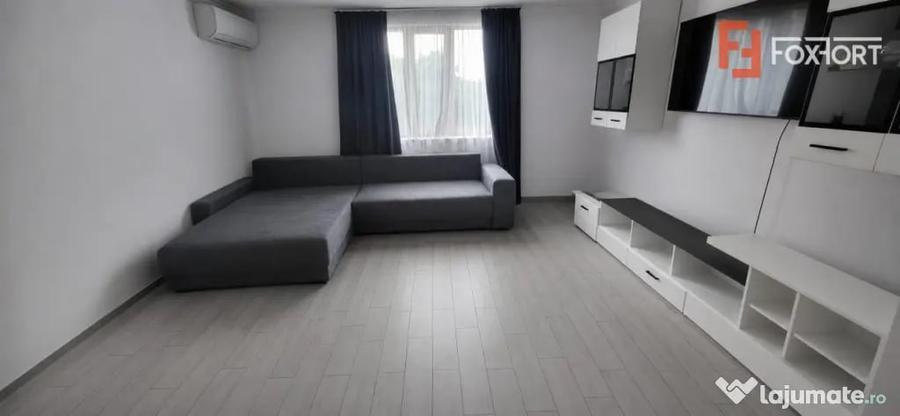 Casă cu 5 camere cu Teren 432 Mp în Plopi