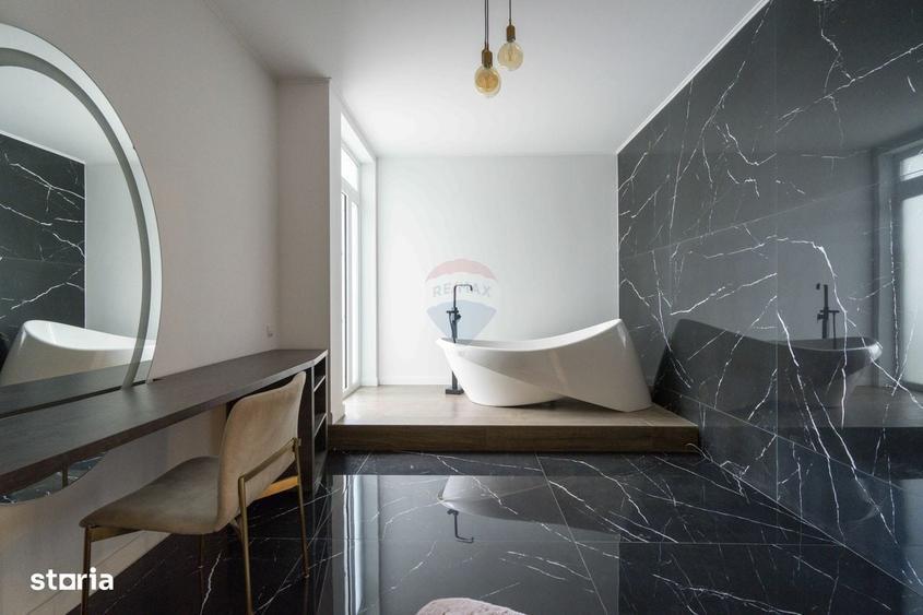 Apartament cu 4 camere în Central