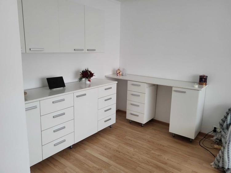 Apartament cu 2 camere decomandat în Vitan