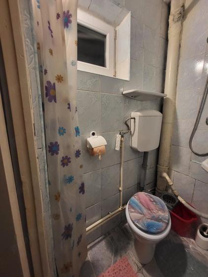 Apartament cu 2 camere semidecomandat în Podu Roș
