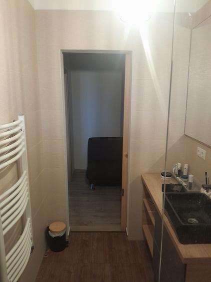 Garsonieră decomandată în Central