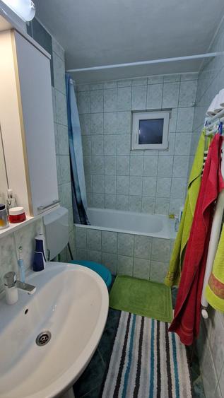 Apartament cu 3 camere în Nufărul